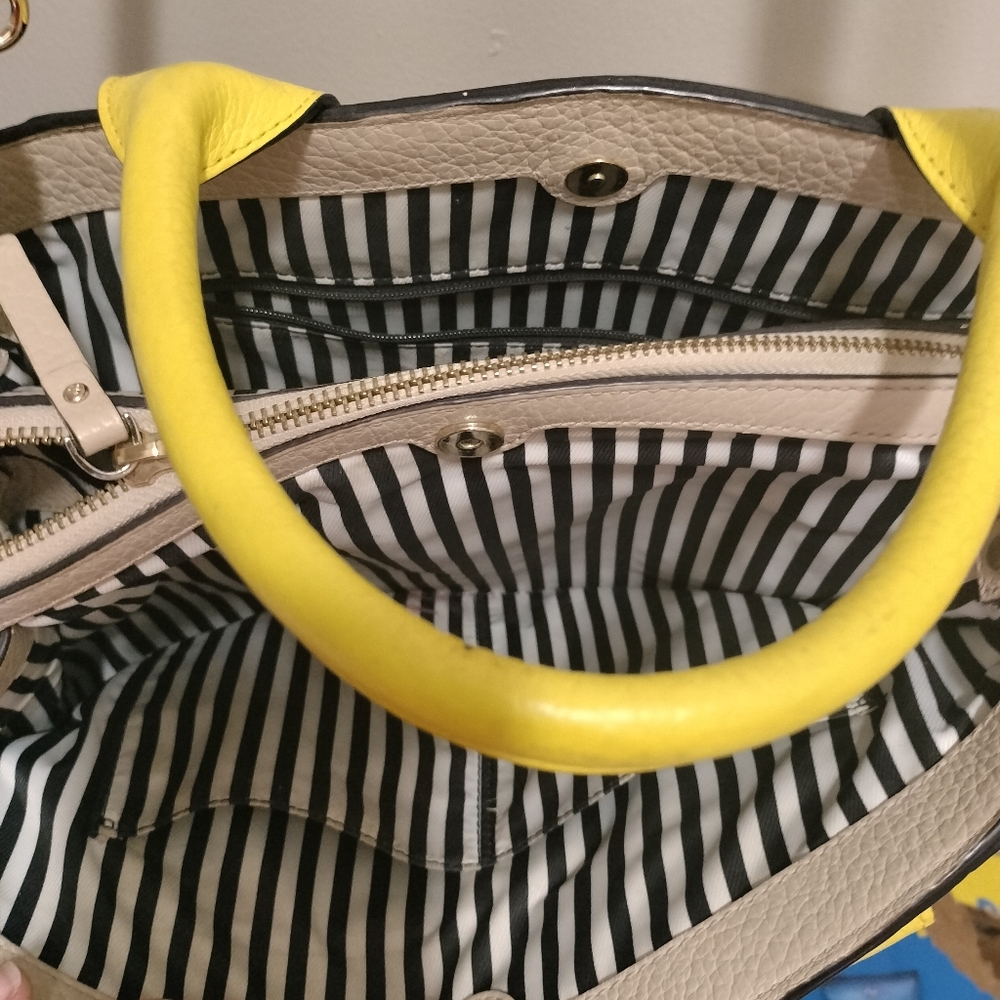 Kate Spade bag - Picture 2 of 3